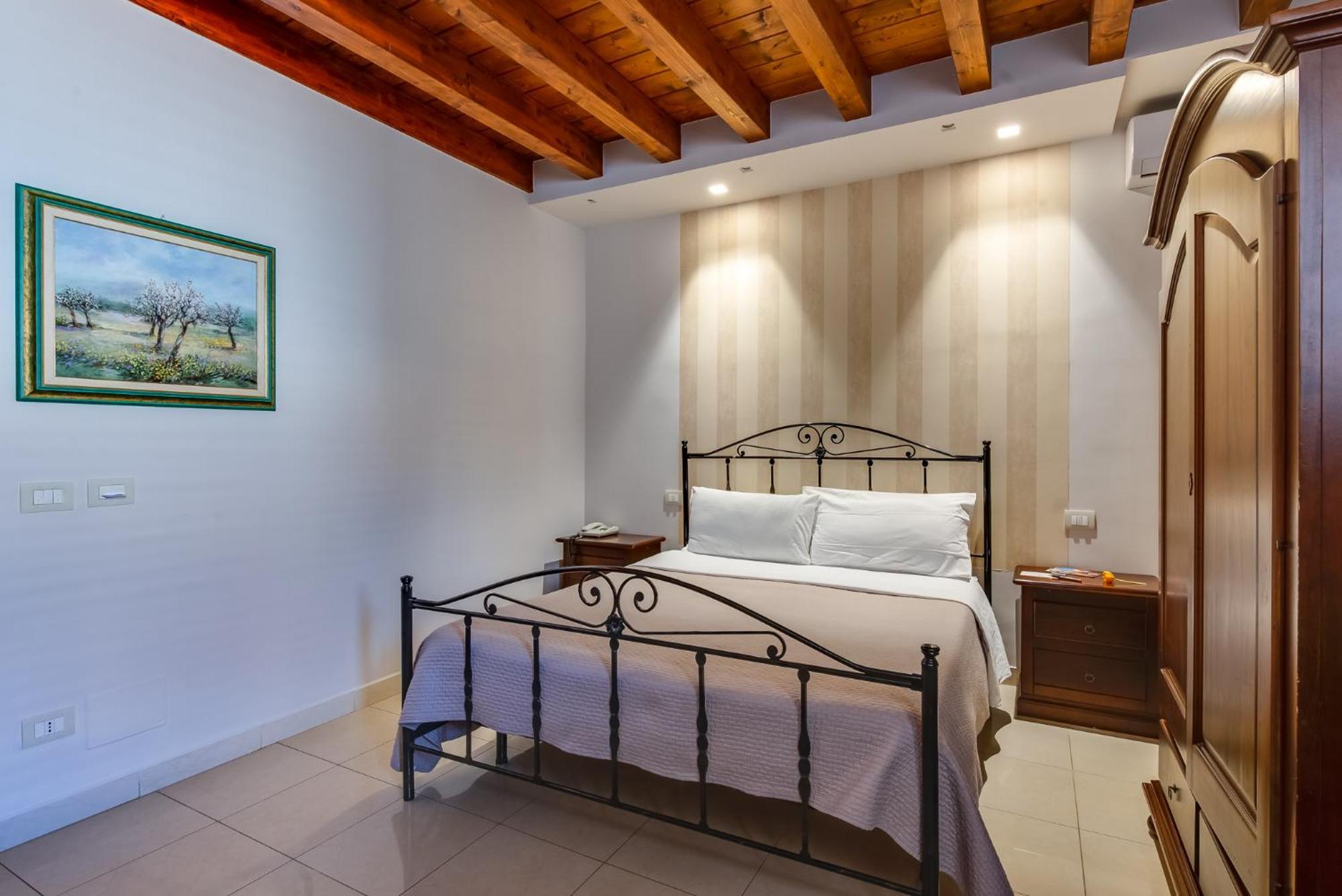 Hotel Aliai شاكا المظهر الخارجي الصورة